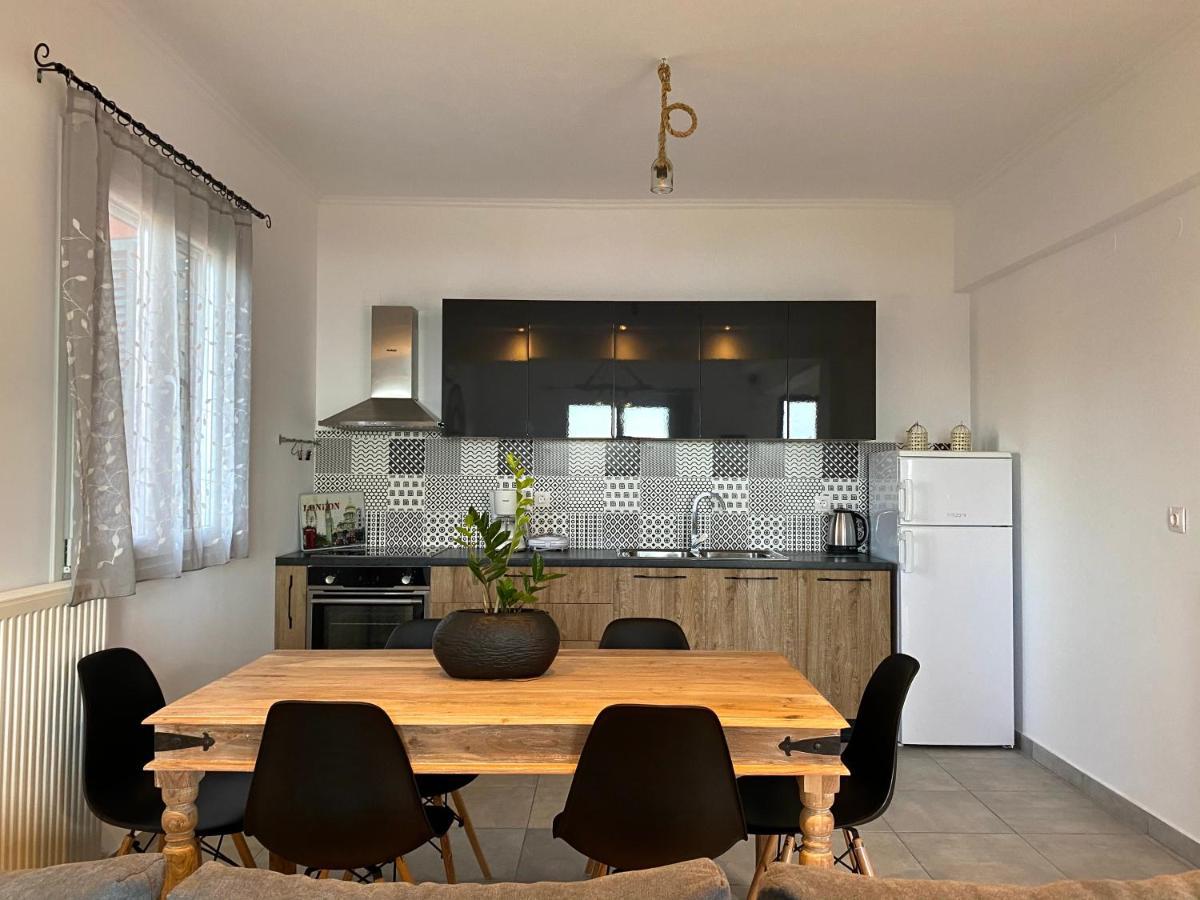 Coralli Pentati 2 Dimitris Apartments Bagian luar foto