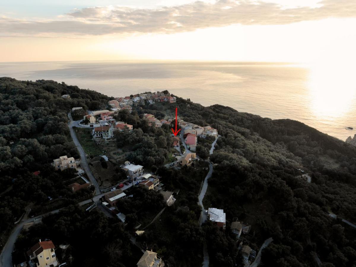Coralli Pentati 2 Dimitris Apartments Bagian luar foto
